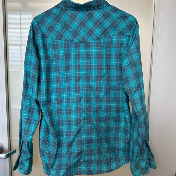 The North Face Women's Flannel Large Button Up Teal Blue Plaid Nylon Blend - Picture 5 of 5